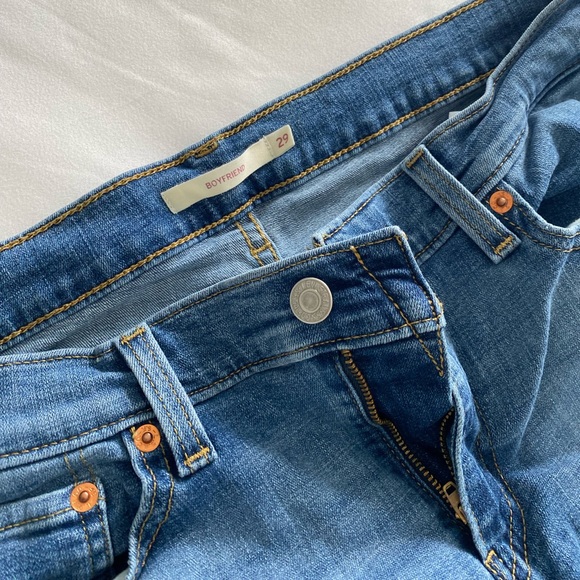 Levi Jeans | Size 29 - Picture 1 of 3